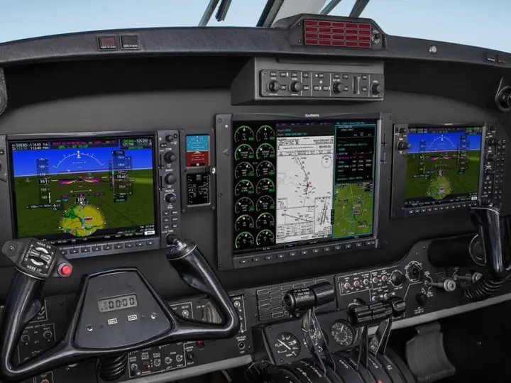 King Air cockpit with a G1000 glass avionics installation