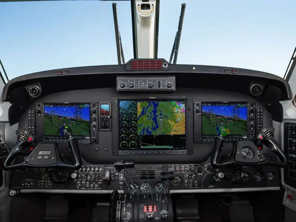 King Air cockpit with Garmin G1000 NXi displays