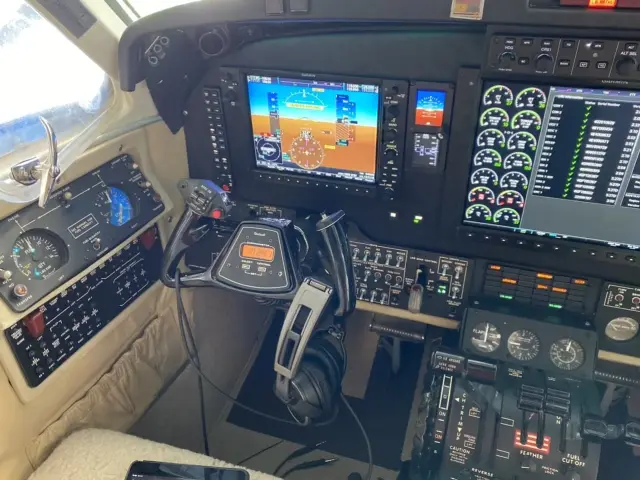 King Air cockpit with the new G1000 NXi displays