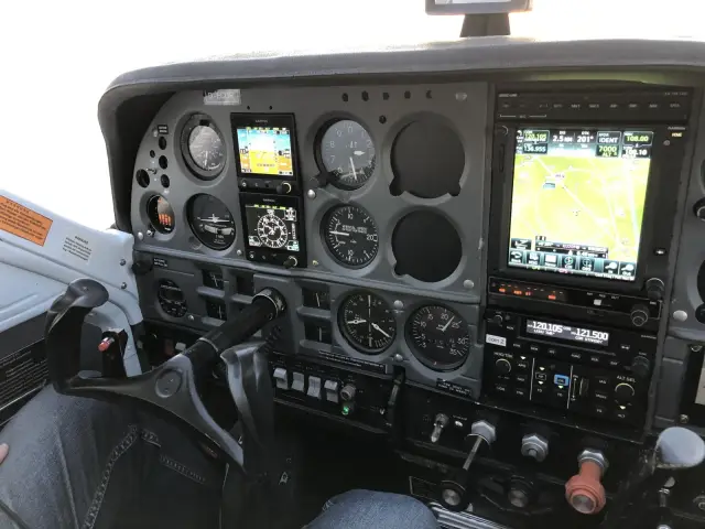 Cardinal RG cockpit with the new avionics