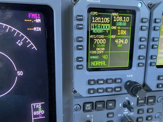 Flight management display with the new transponder data