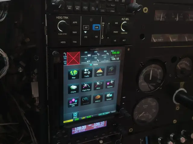 Garmin GTN 750Xi in the panel