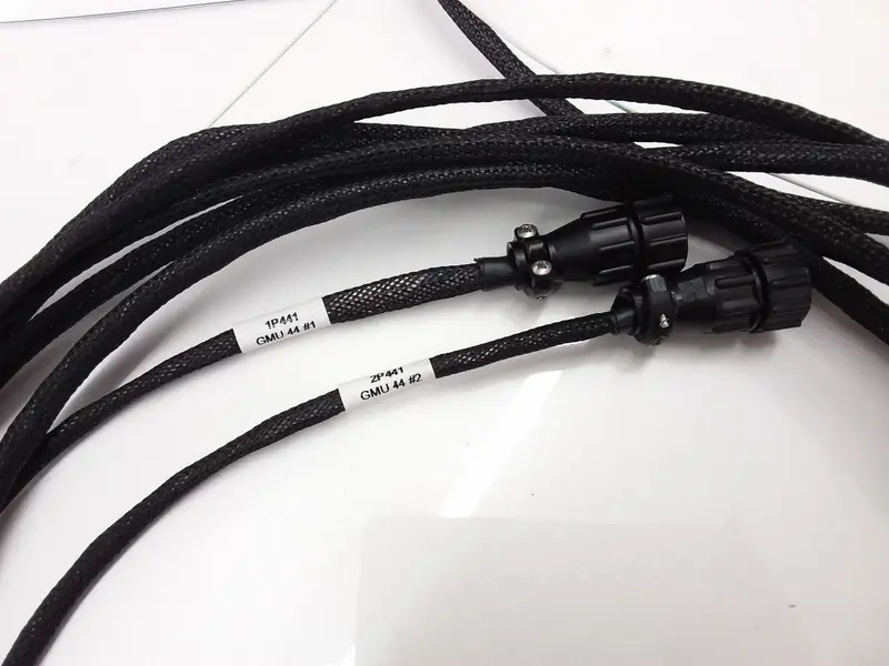 Braided wiring harness bundle with connectors
