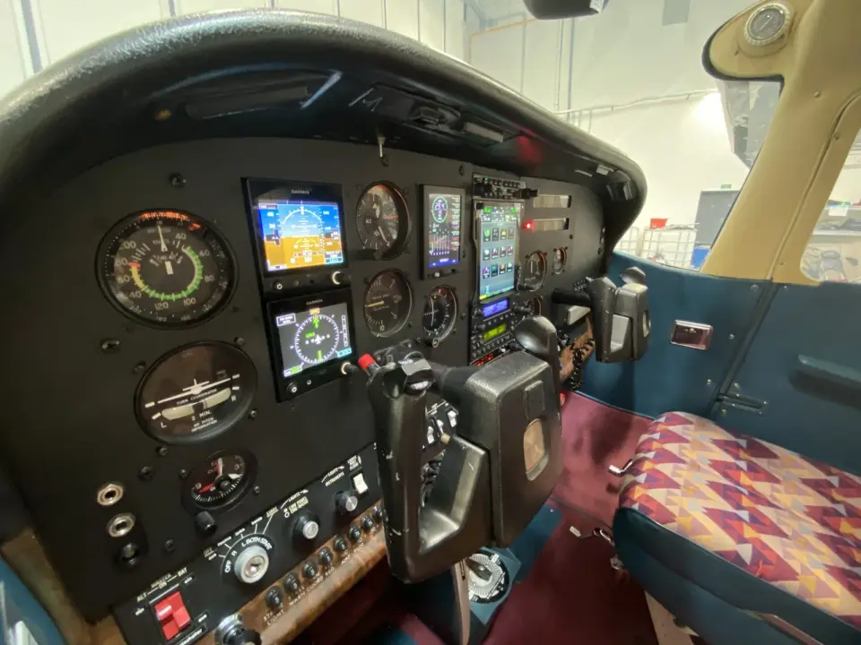 New panel with the Garmin GTN 750Xi