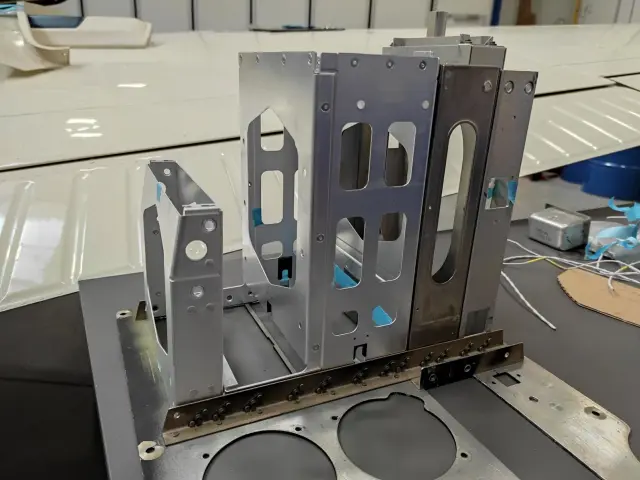 Avionics rack frame for the new instrument panel