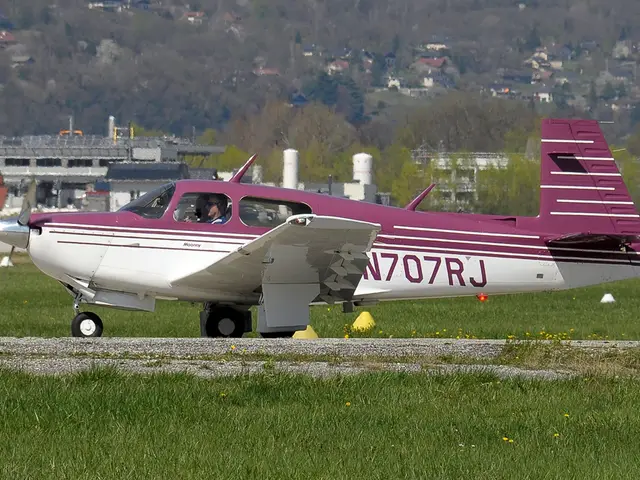N707RJ main photo