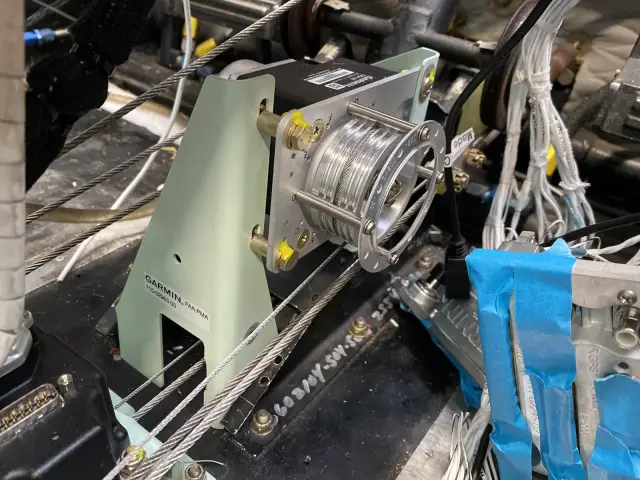 Autopilot servo on its bracket